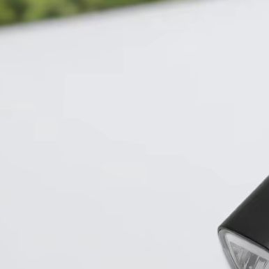 Luce per Bicicletta Ricaricabi - Rechargeable Bicycle Headlight 1000 Lumen recensione e prezzo